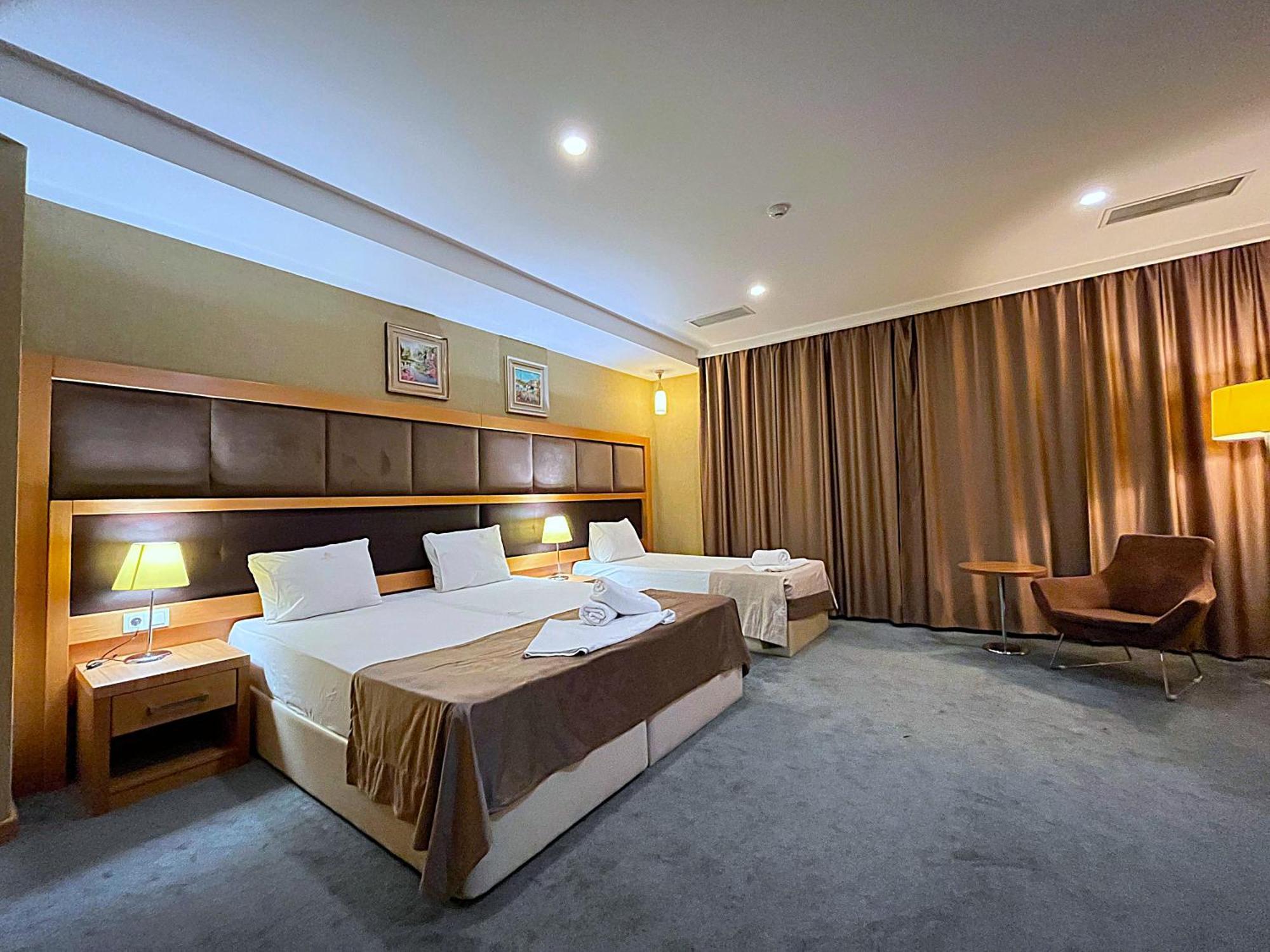 Gm City Hotel Baku Phòng bức ảnh