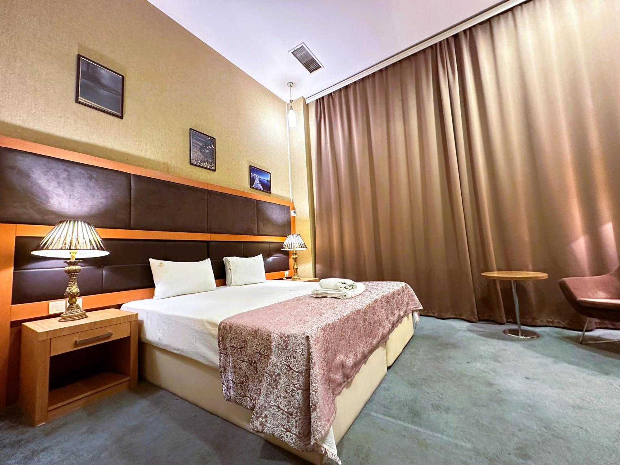 Gm City Hotel Baku Phòng bức ảnh